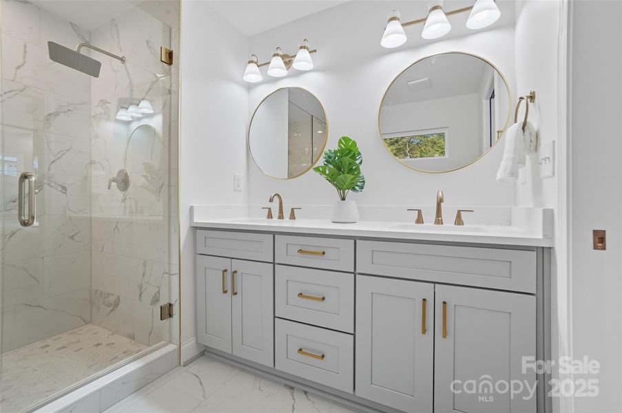 Primary Suite - Double Sink / Full Bath