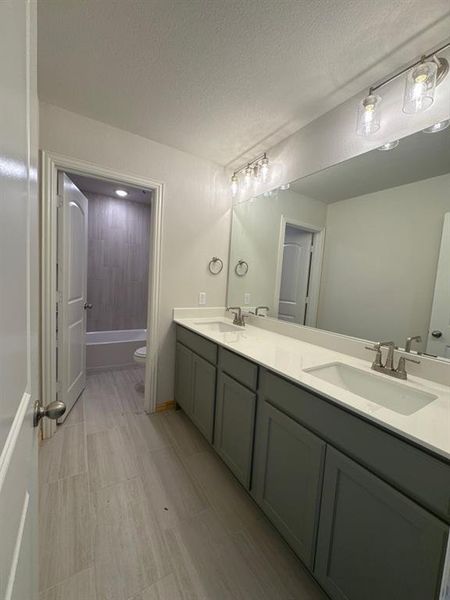 Furnished interior view inside a new home in Cedar Ridge Estates, Anna (Image 9).
