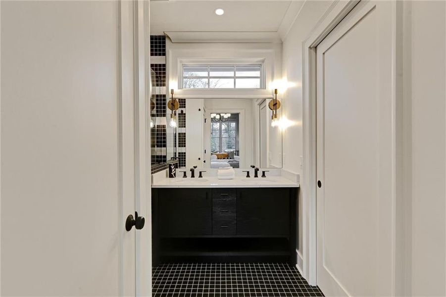 Furnished interior view inside a new home in , Gainesville (Image 20).