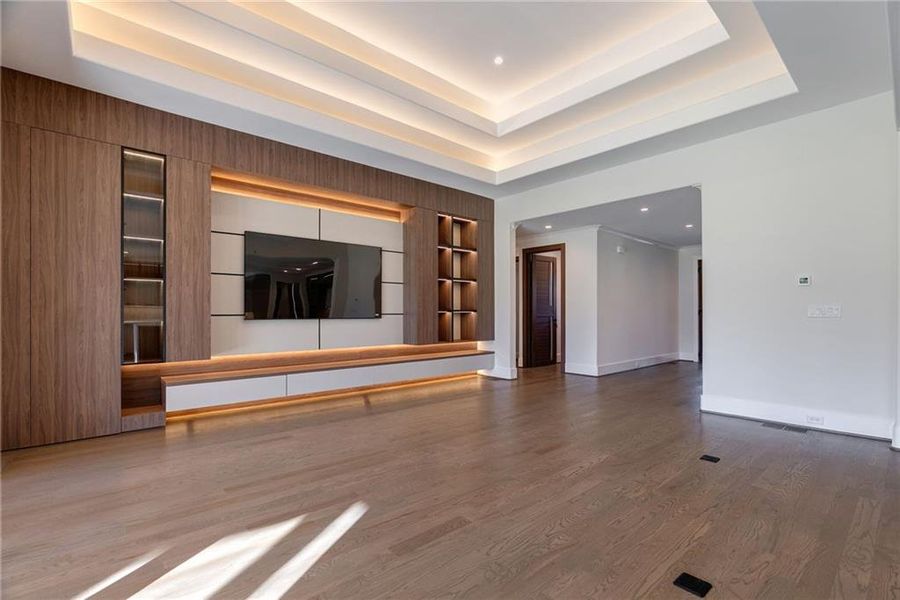 Spacious, unfurnished interior of a new home in , Sugar Hill (Image 57).