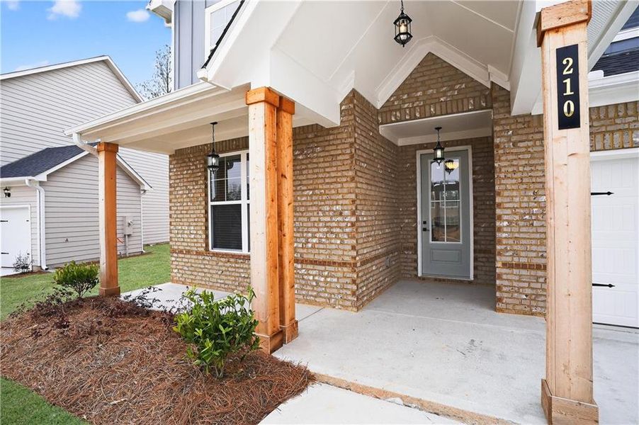 Exterior details and patio area of a home in , Villa Rica (Image 4).