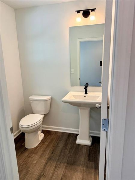 Furnished interior view inside a new home in , Atlanta (Image 4).