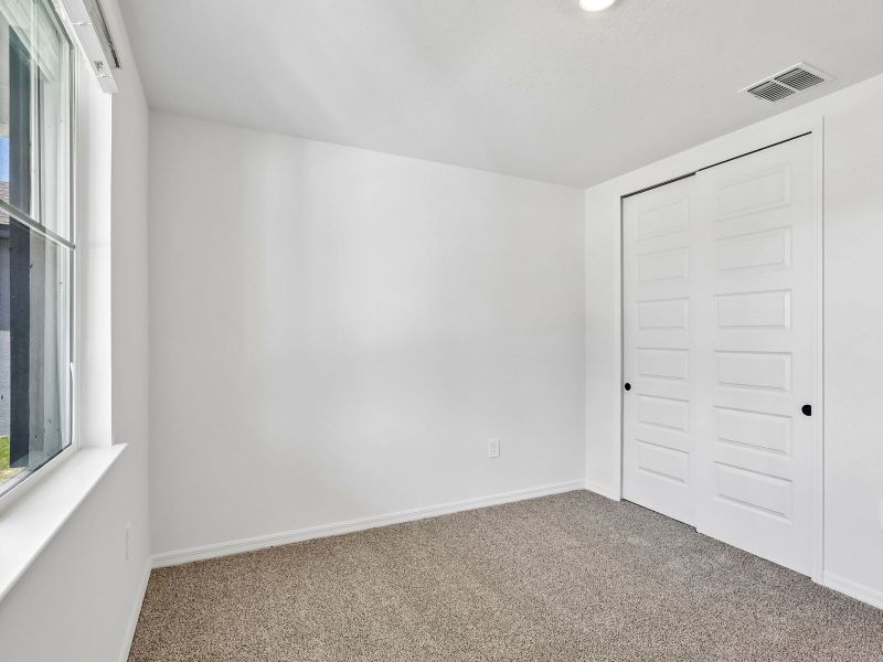 Spacious, unfurnished interior of a new home in The Grove at Stuart Crossing - Signature Series, Bartow (Image 13). Spacious, unfurnished interior of a new home in The Grove at Stuart Crossing - Signature Series, Bartow (Image 13).