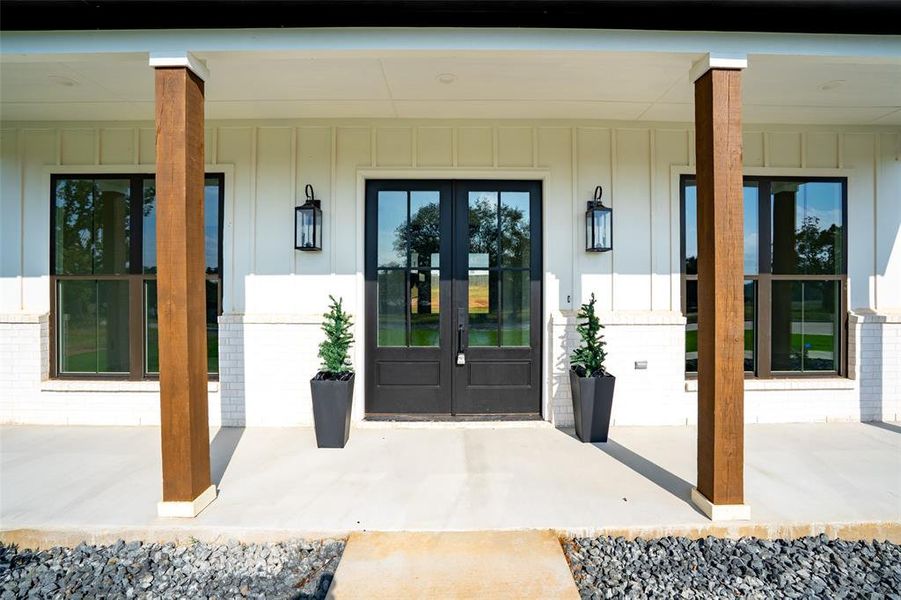 Exterior details and patio area of a home in , Granbury (Image 2). Exterior details and patio area of a home in , Granbury (Image 2).