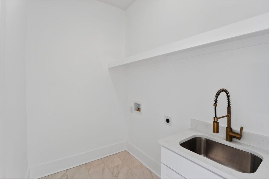 Image 39 of a home in .