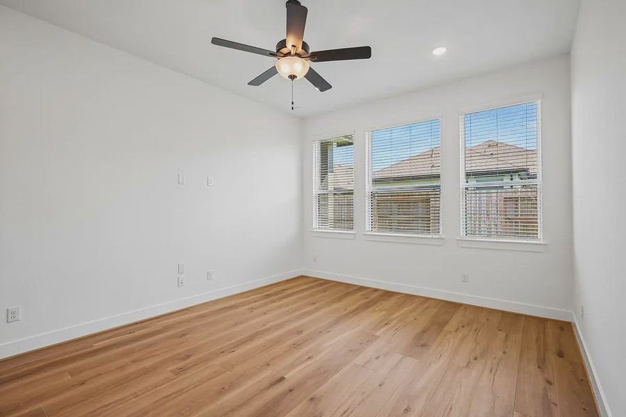 Representative unfurnished interior of a home built from the Lynnbrook by Chesmar Homes in Wood Leaf Reserve, Tomball (Image 23). Representative unfurnished interior of a home built from the Lynnbrook by Chesmar Homes in Wood Leaf Reserve, Tomball (Image 23).