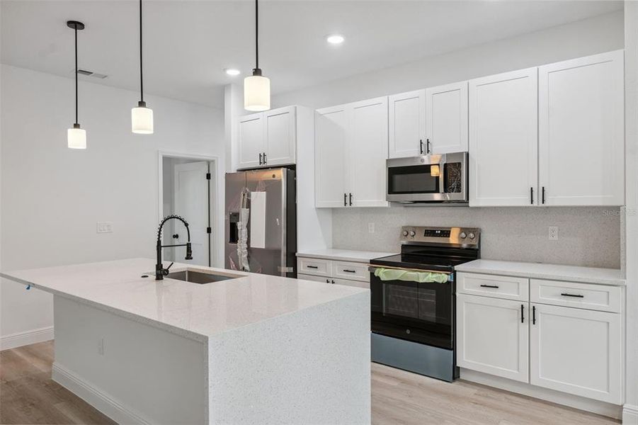 Furnished interior view inside a new home in , Ocala (Image 18).