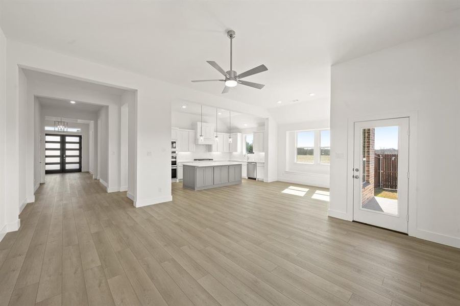 612 Ole Opry- Living Room-1