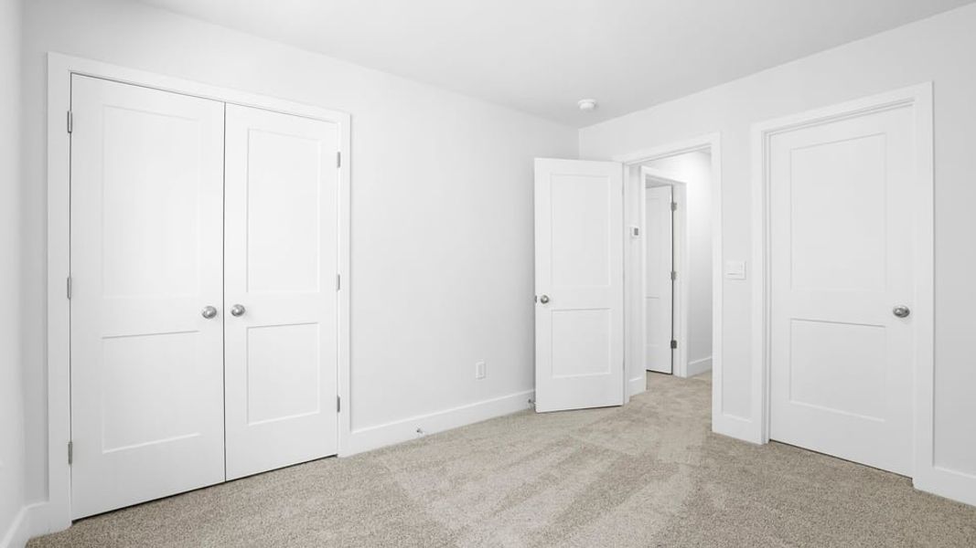 Spacious, unfurnished interior of a new home in Hidden Hills, Spartanburg (Image 25).