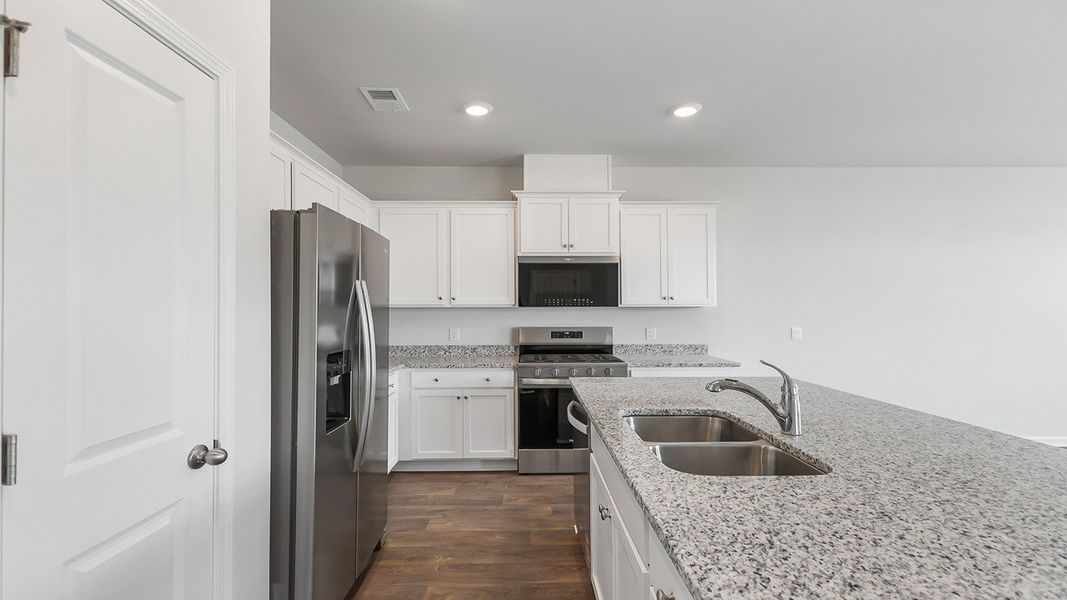 Furnished interior view inside a new home in Carolina Groves Townhomes, Moncks Corner (Image 6).