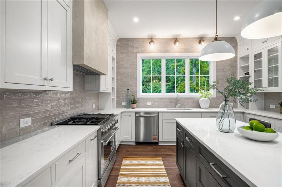 Furnished interior view inside a new home in , Acworth (Image 23).