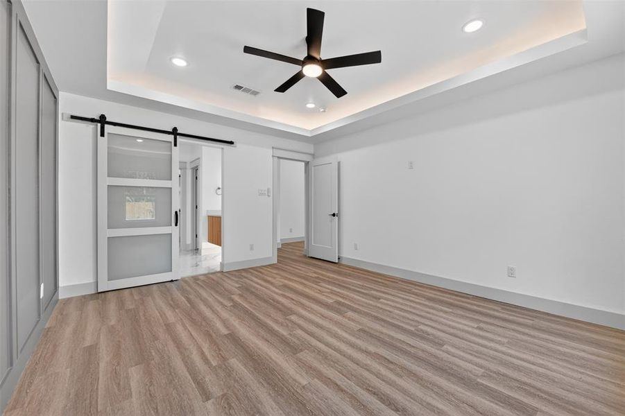 Spacious, unfurnished interior of a new home in , Fort Worth (Image 27).