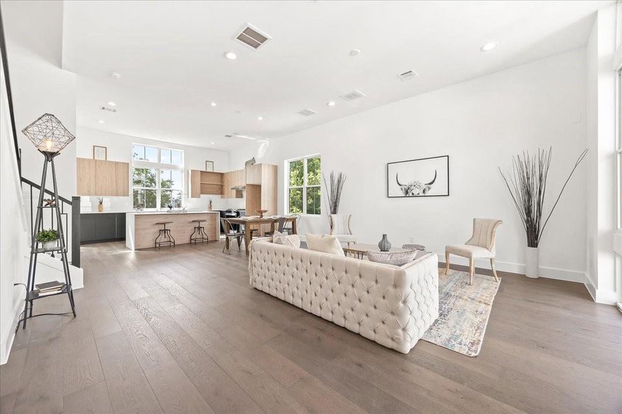 Furnished interior view inside a new home in Middle Street Lofts on the Bayou, Houston (Image 32). Furnished interior view inside a new home in Middle Street Lofts on the Bayou, Houston (Image 32).