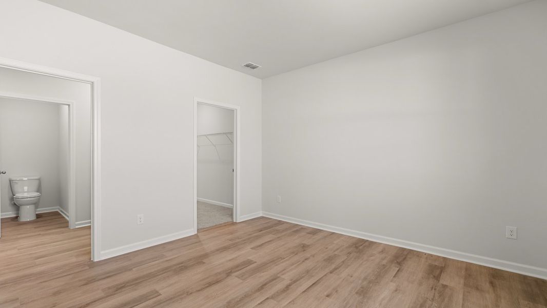 Representative unfurnished interior of a home built from the Freeport by D.R. Horton in Hamptons at Riverwood North, Dallas (Image 25).