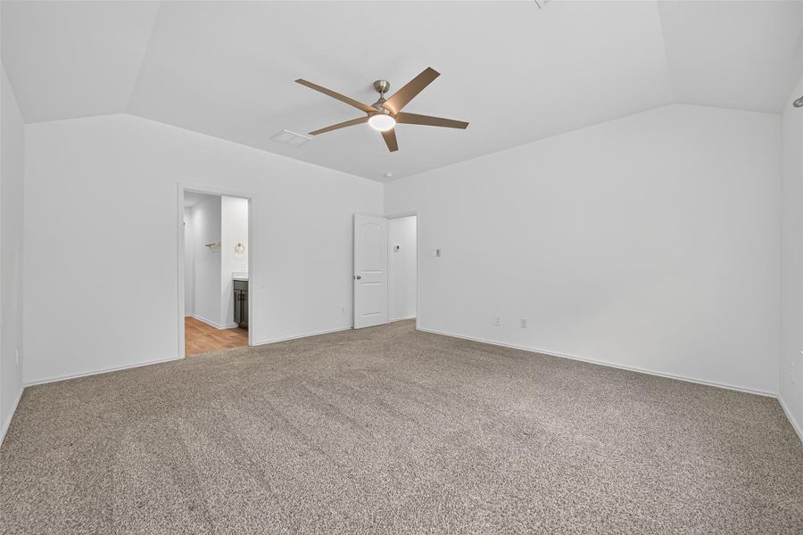 Spacious, unfurnished interior of a new home in Presswoods, Splendora (Image 15).