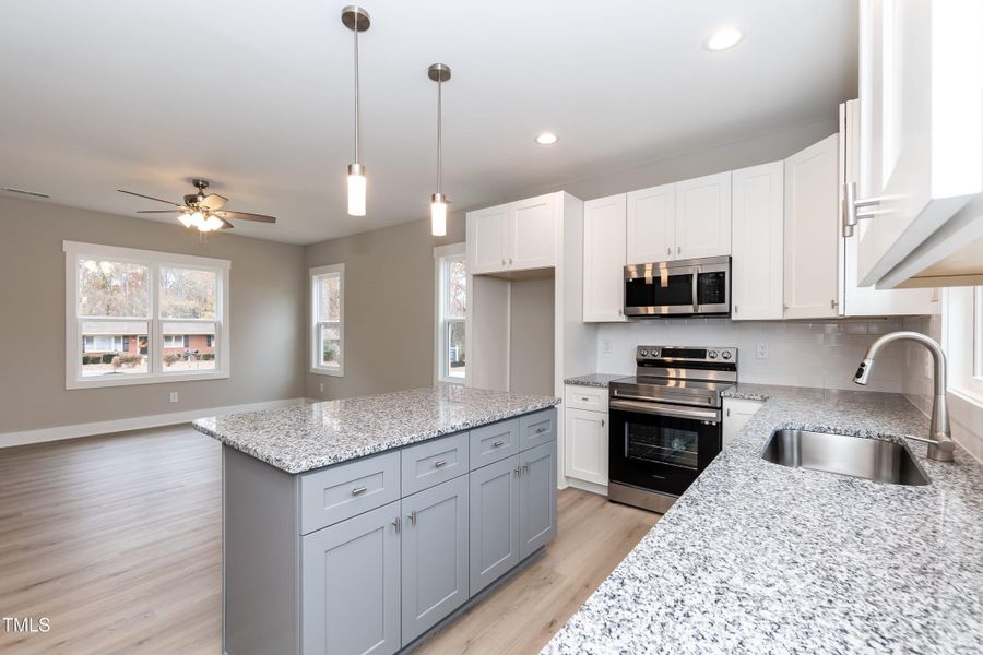 Kitchen 04 Kitchen 04