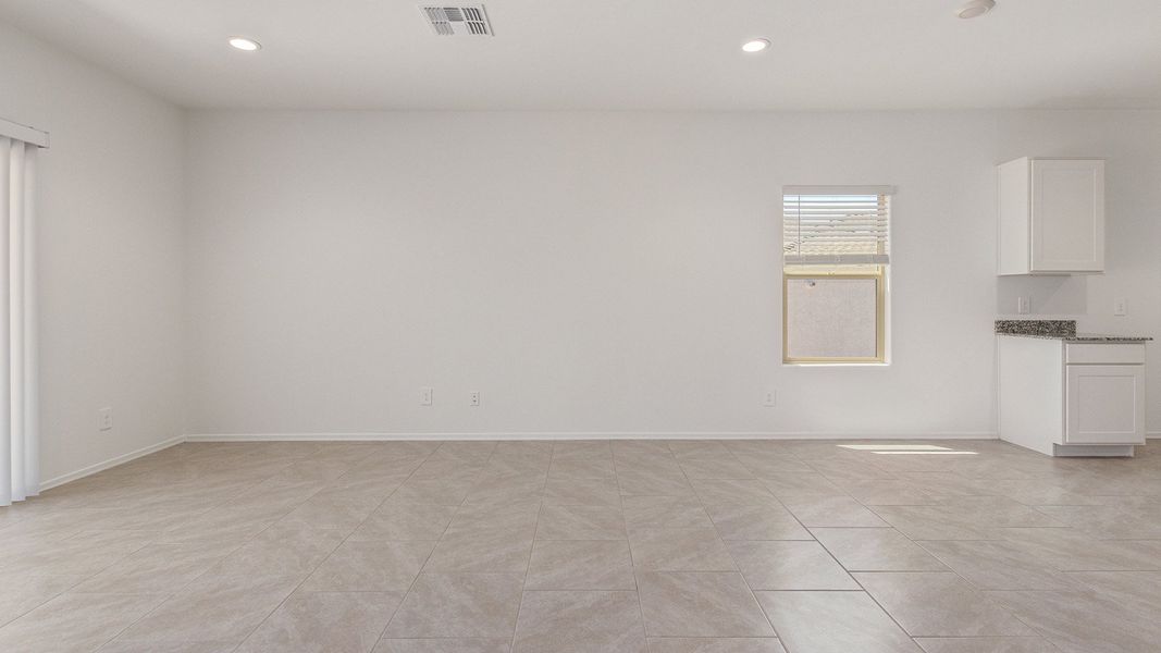 Spacious, unfurnished interior of a new home in Sycamore Vista, Vail (Image 17).