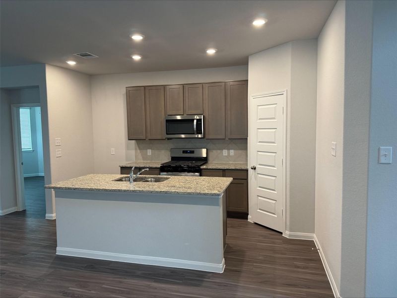 Image 7 of a home in River's Edge. Image 7 of a home in River's Edge.