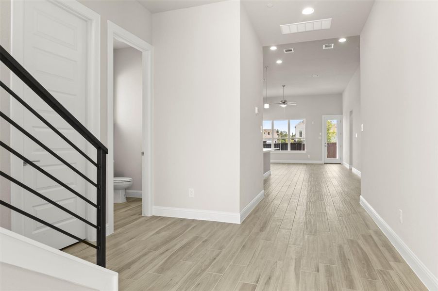 Image 30 of a home in Cross Creek.