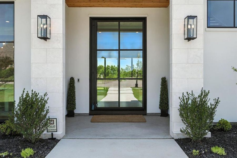 Exterior details and patio area of a home in , Colleyville (Image 3).