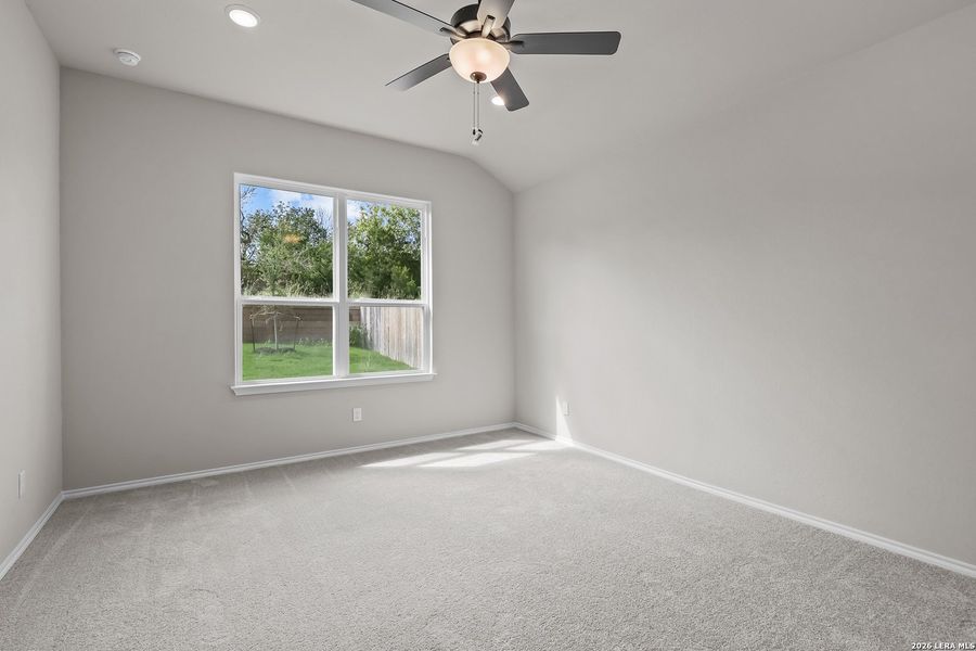 Spacious, unfurnished interior of a new home in Royal Crest, San Antonio (Image 38).