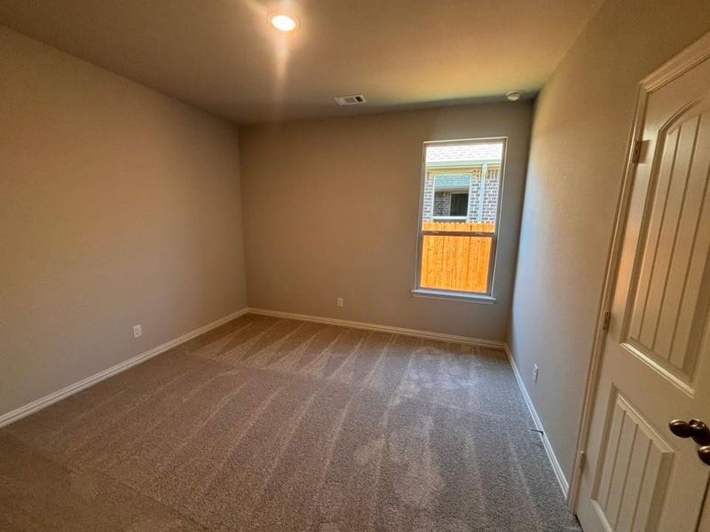 Spacious, unfurnished interior of a new home in Northstar, Haslet (Image 7).