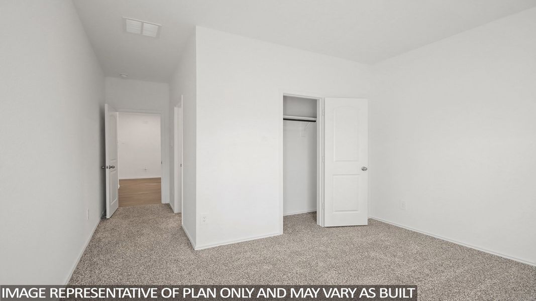Spacious, unfurnished interior of a new home in Williams Reserve East, Conroe (Image 16).