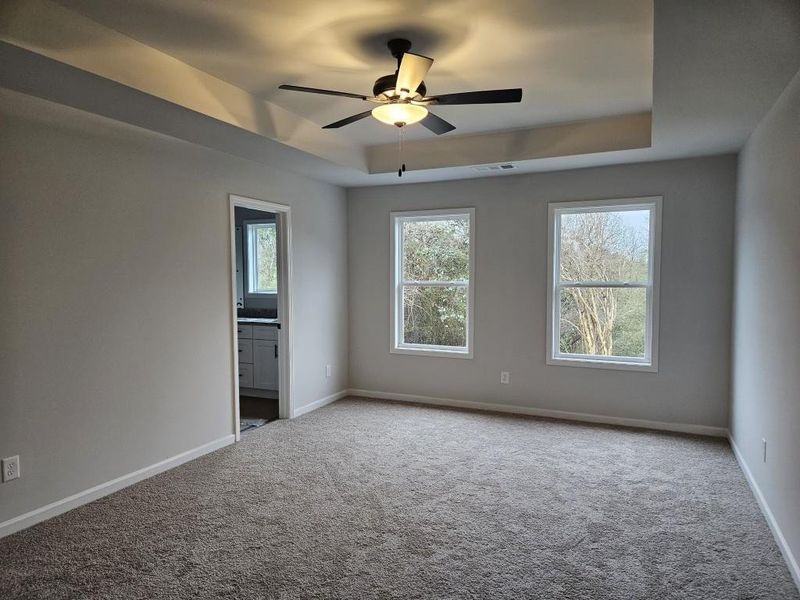Spacious, unfurnished interior of a new home in , Commerce (Image 7).