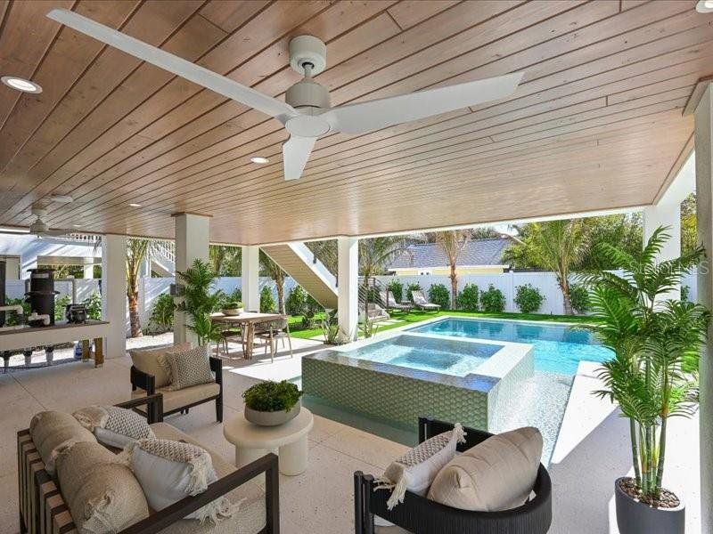 Exterior details and patio area of a home in , Anna Maria (Image 30).