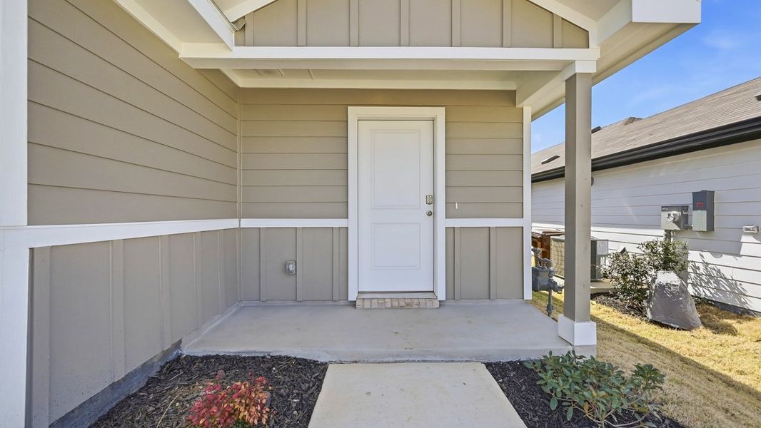 Representative exterior details of a home built from the Caprock by D.R. Horton in Hickory Grove, Krum (Image 3).