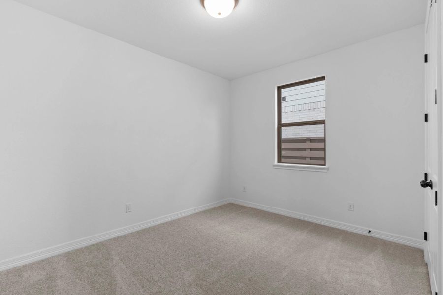 Spacious, unfurnished interior of a new home in Austin Point, Richmond (Image 11).