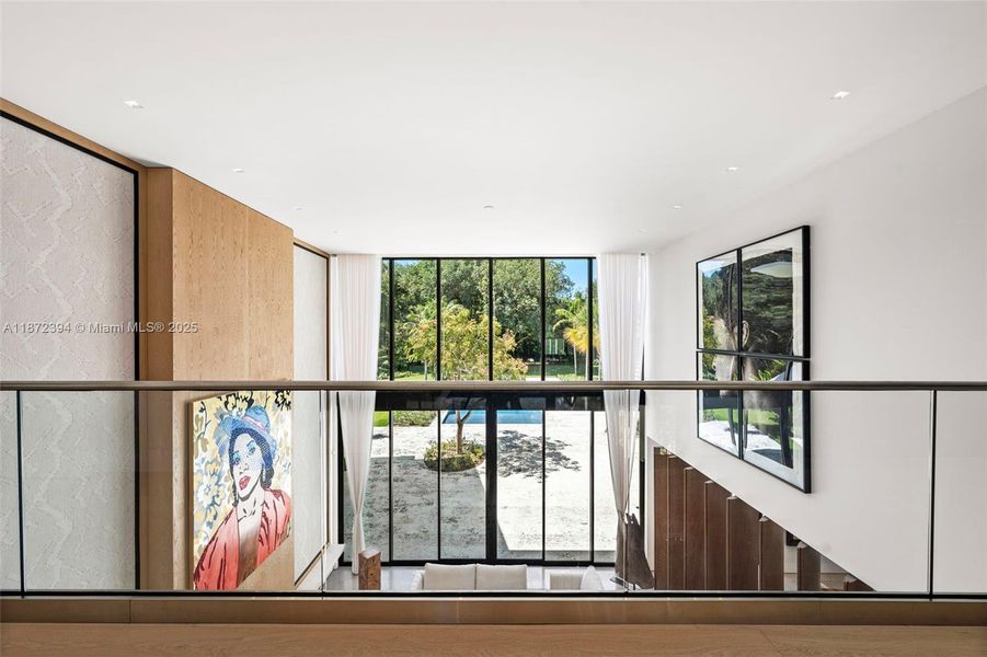 Furnished interior view inside a new home in , Coral Gables (Image 51).