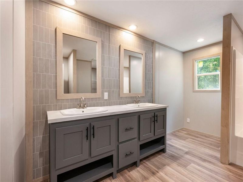 Furnished interior view inside a new home in , Gainesville (Image 13).