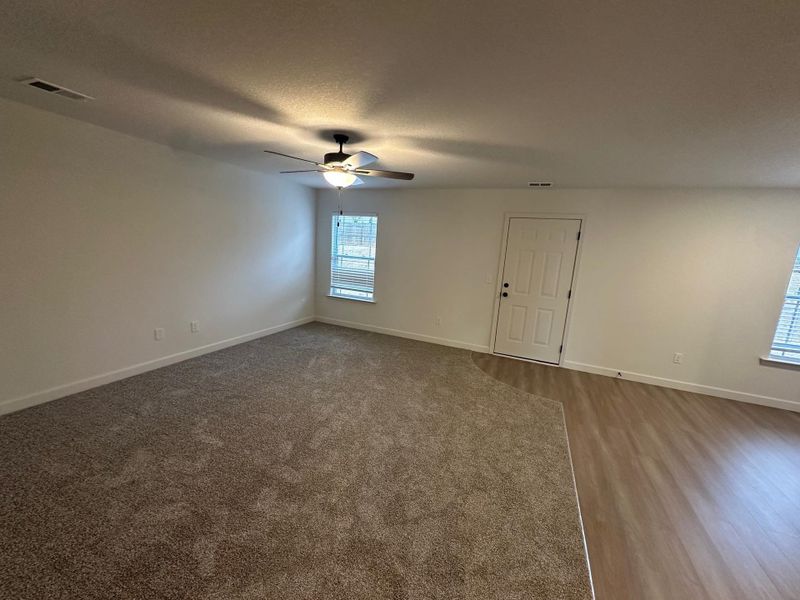 Spacious, unfurnished interior of a new home in Gentry Place, Spartanburg (Image 5).