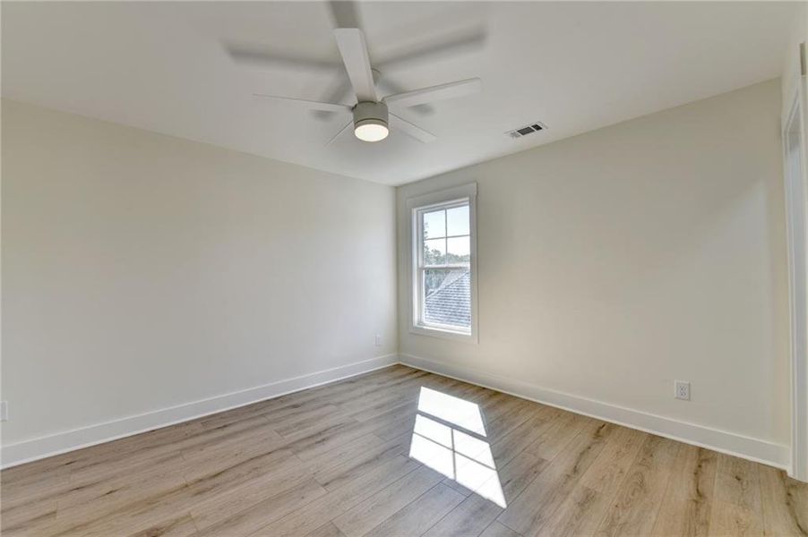 Spacious, unfurnished interior of a new home in , Jefferson (Image 48).
