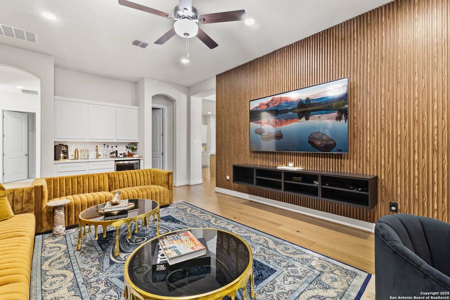 Image 48 of a home in .