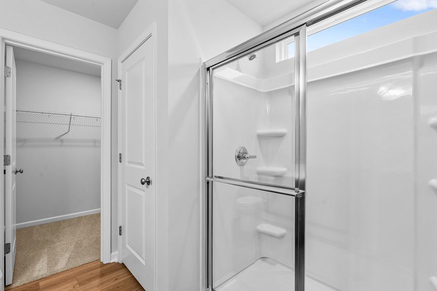 Image 33 of a home in Hanes Lake.