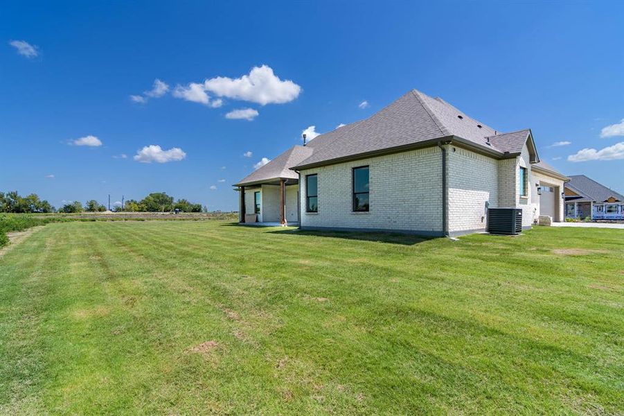 Image 32 of a home in . Image 32 of a home in .