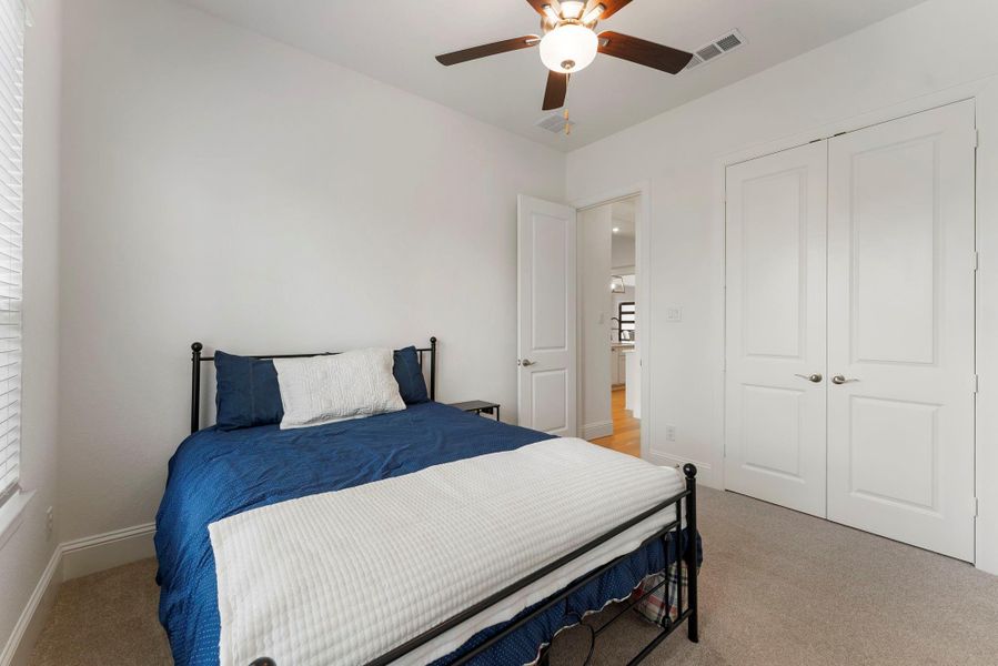 Secondary bedroom