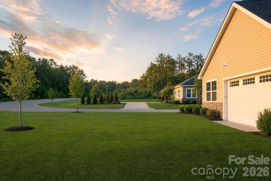 Exterior details and patio area of a home in Roselyn, Lancaster (Image 3).
