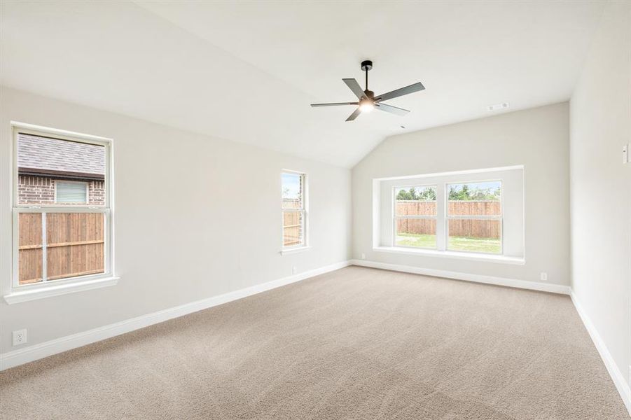 Spacious, unfurnished interior of a new home in The Oaks, Red Oak (Image 28). Spacious, unfurnished interior of a new home in The Oaks, Red Oak (Image 28).