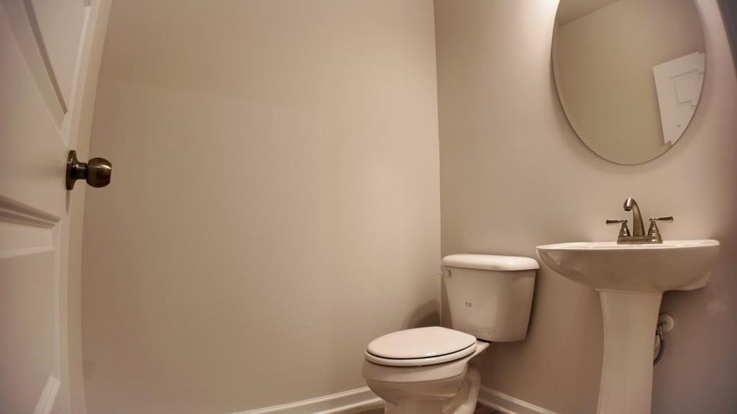 Furnished interior view inside a new home in Franklin Manor, Lawrenceville (Image 18).