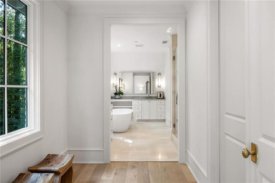 Furnished interior view inside a new home in , Atlanta (Image 41).