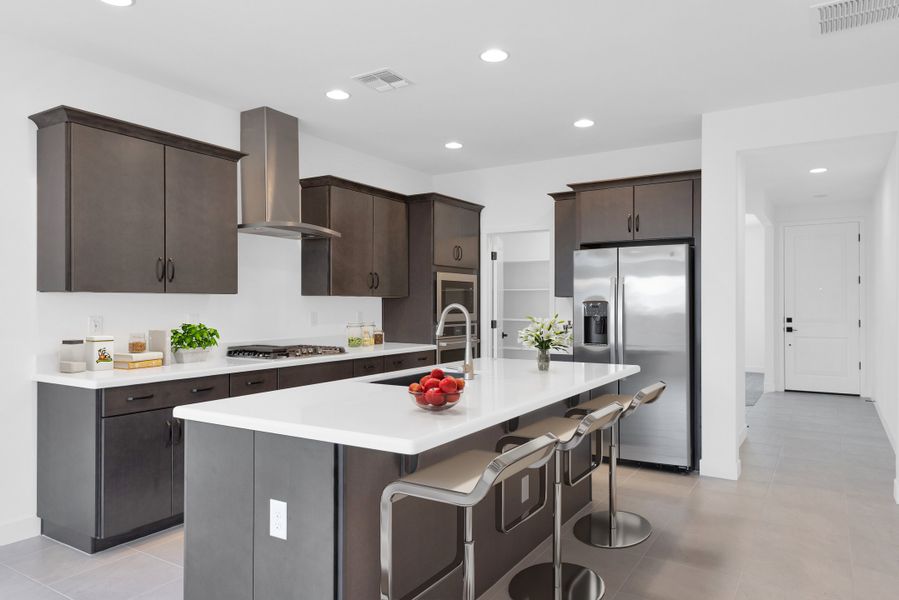 Representative furnished interior of a home built from the Winsor by Taylor Morrison in Stonehaven Discovery Collection, Glendale (Image 5).