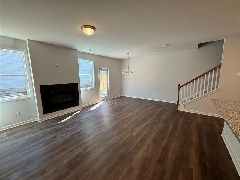 Spacious, unfurnished interior of a new home in Longview Run, Decatur (Image 13).
