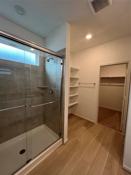 Furnished interior view inside a new home in Arcadia 40s, Missouri City (Image 7).