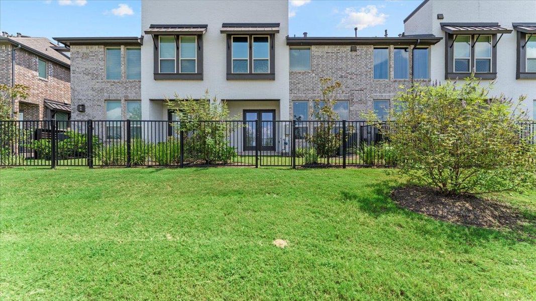 Image 30 of a home in Bridgeland Central: The Cottages. Image 30 of a home in Bridgeland Central: The Cottages.