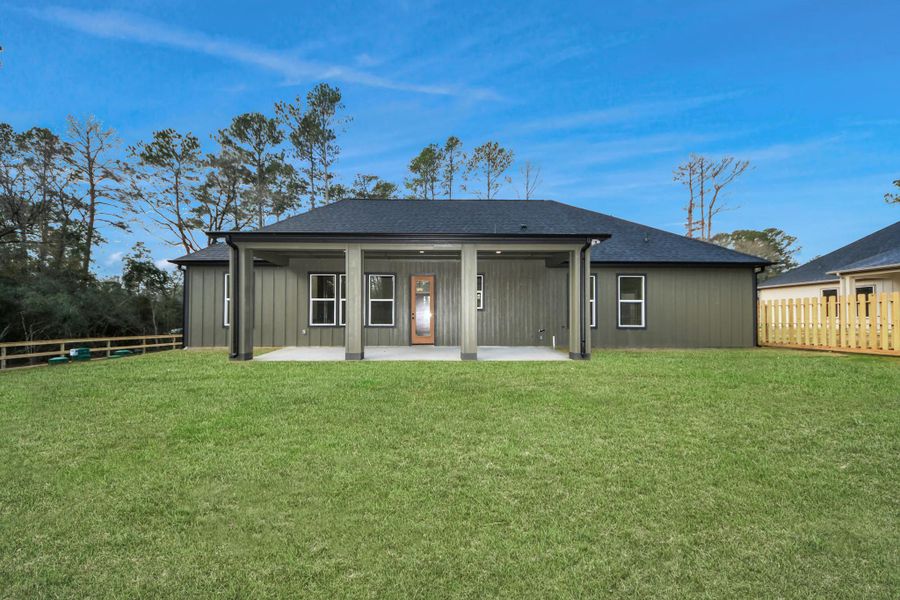 Exterior details and patio area of a home in , Plantersville (Image 29).
