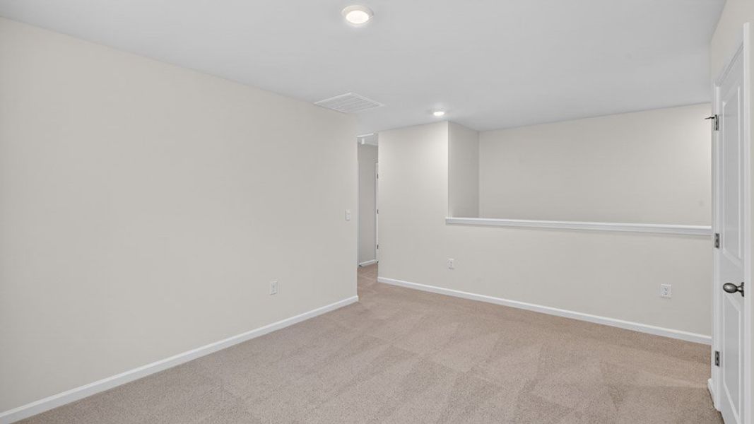 Spacious, unfurnished interior of a new home in Olive Branch, Clayton (Image 34).