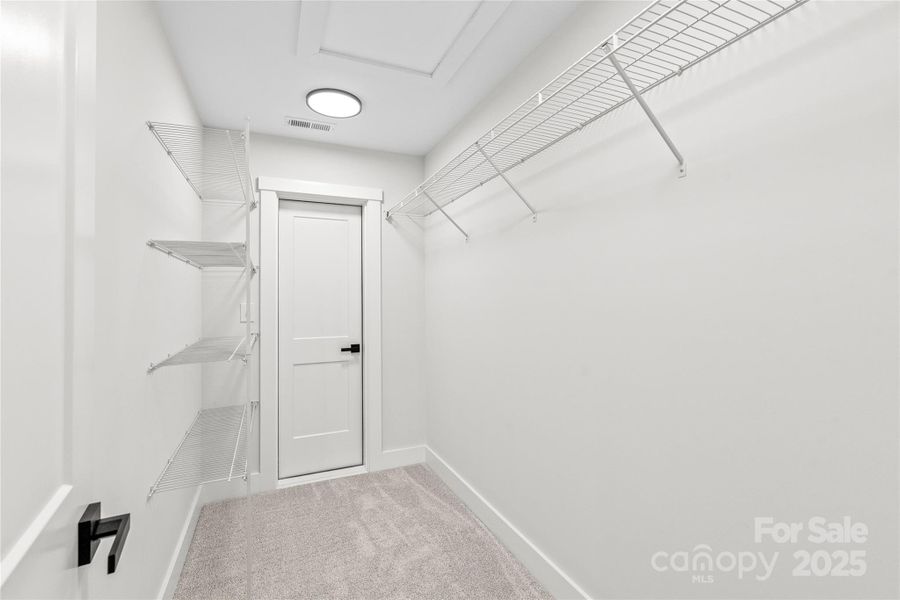 Image 44 of a home in .